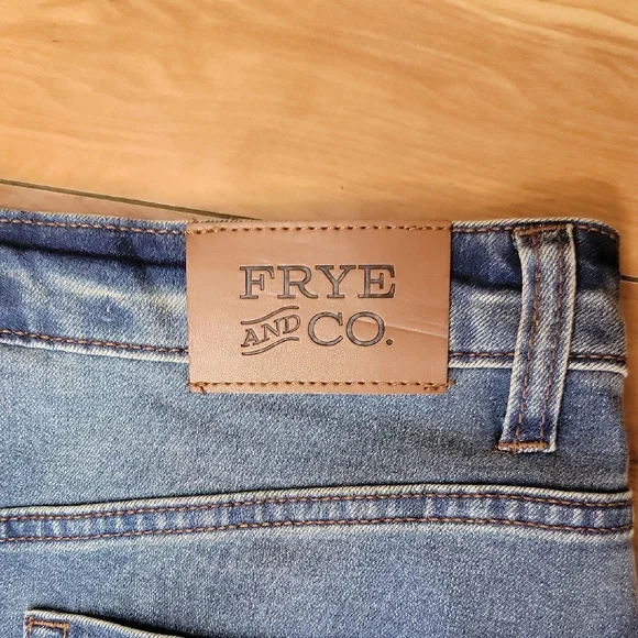 💜 FRYE AND CO. Size 8 Long Denim Skirt In Color Marley Wash NWT - Picture 12 of 14